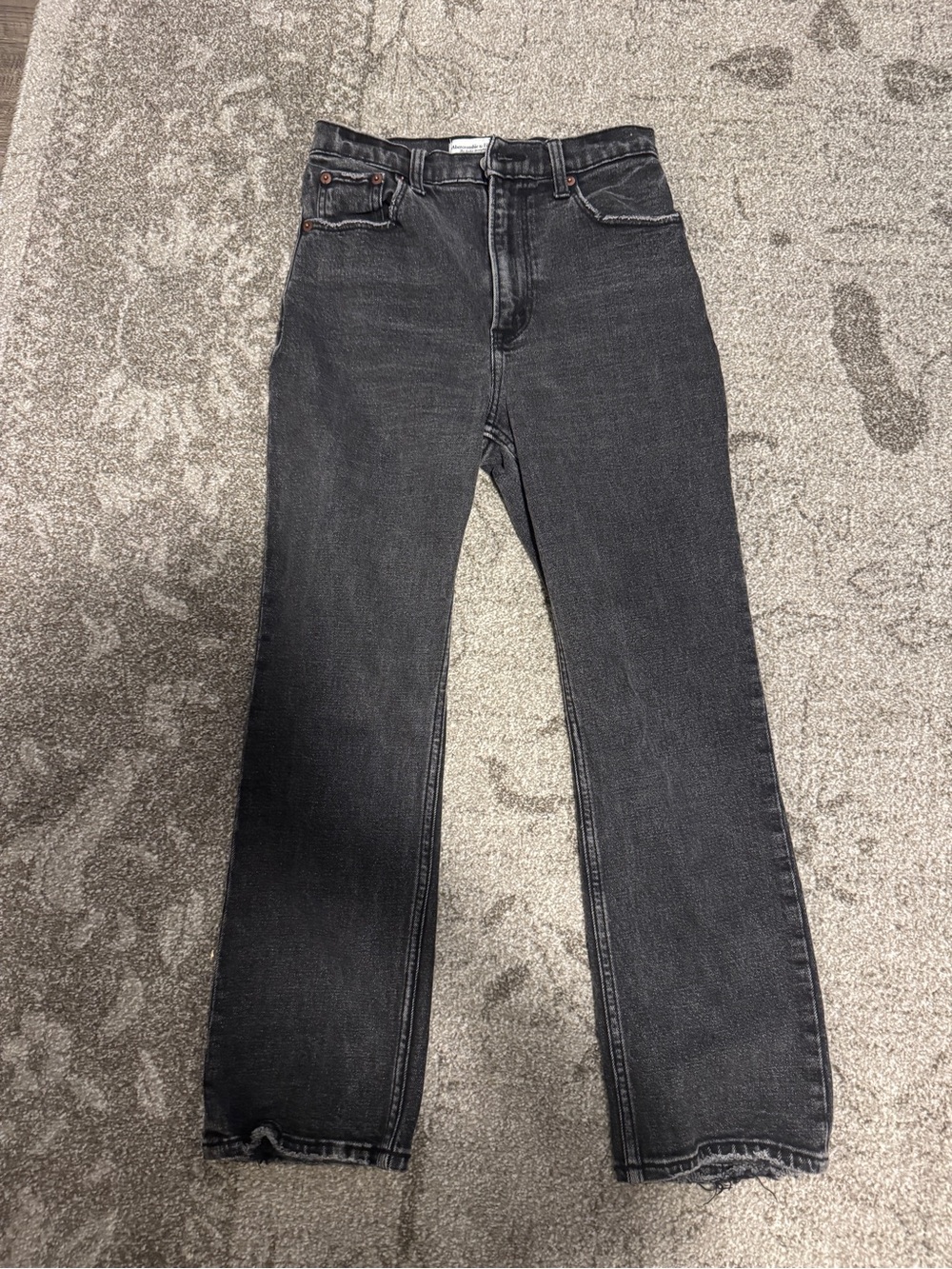 Abercrombie & Fitch Black Straight-Leg Women's Jeans 24S